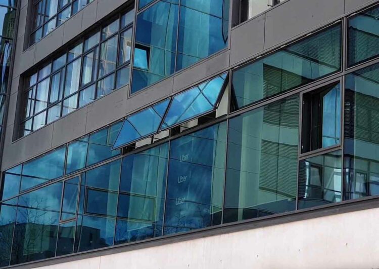 24-Stunden-Uber-Streik in München - IsarFunk Taxi Zentrale